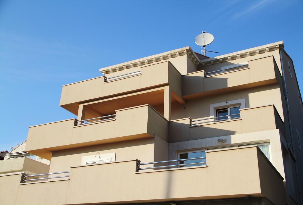 Apartments Du Lux Mokosica Exterior photo